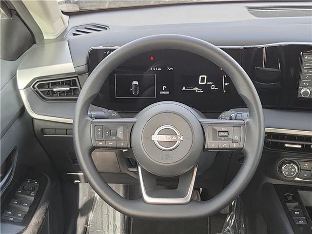 new 2025 Nissan Kicks car