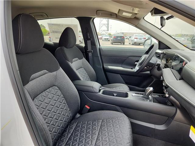 new 2025 Nissan Kicks car