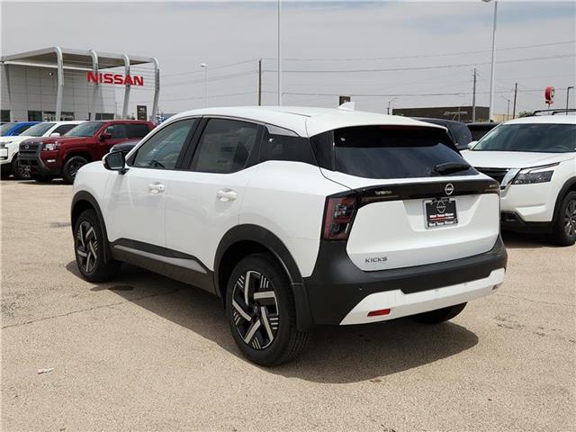 new 2025 Nissan Kicks car