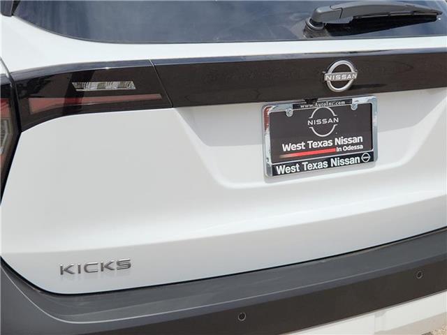 new 2025 Nissan Kicks car