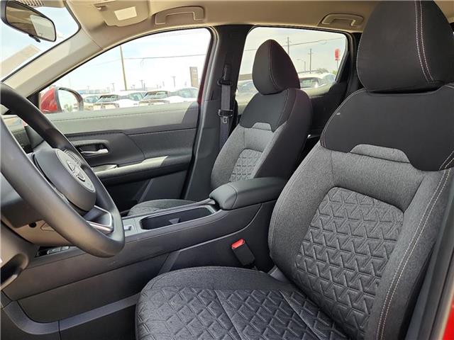 new 2025 Nissan Kicks car