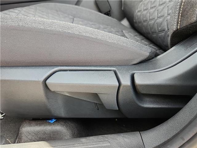 new 2025 Nissan Kicks car