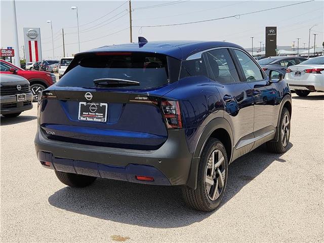 new 2025 Nissan Kicks car