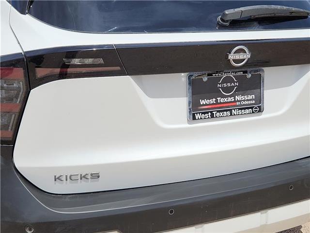 new 2025 Nissan Kicks car