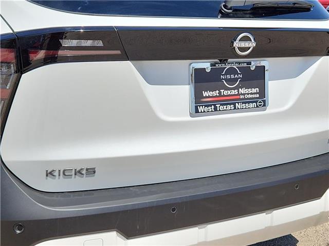 new 2025 Nissan Kicks car