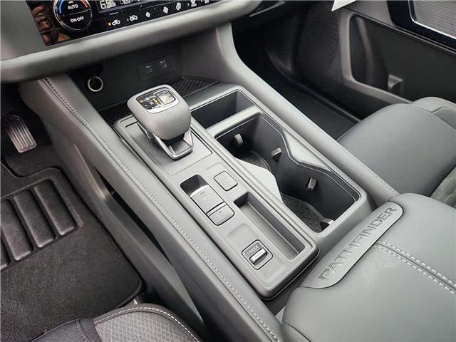 new 2025 Nissan Pathfinder car