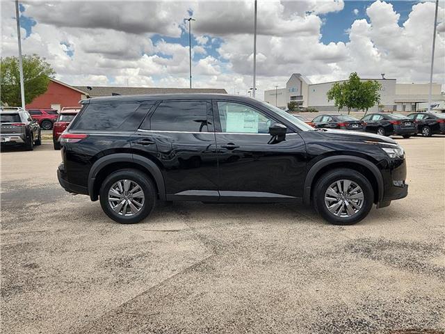 new 2025 Nissan Pathfinder car