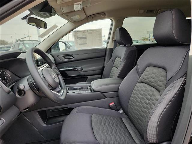 new 2025 Nissan Pathfinder car