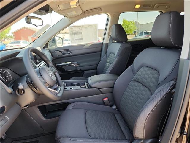 new 2025 Nissan Pathfinder car
