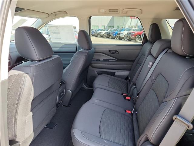 new 2025 Nissan Pathfinder car