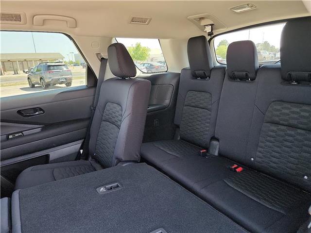 new 2025 Nissan Pathfinder car
