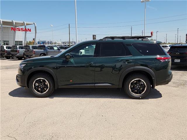 new 2025 Nissan Pathfinder car