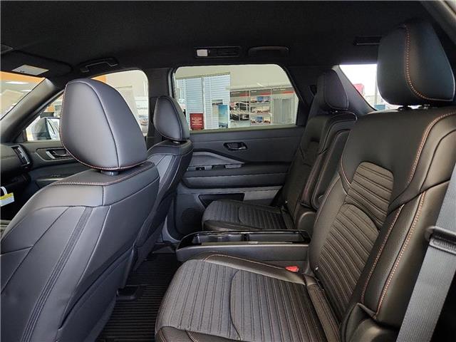 new 2025 Nissan Pathfinder car