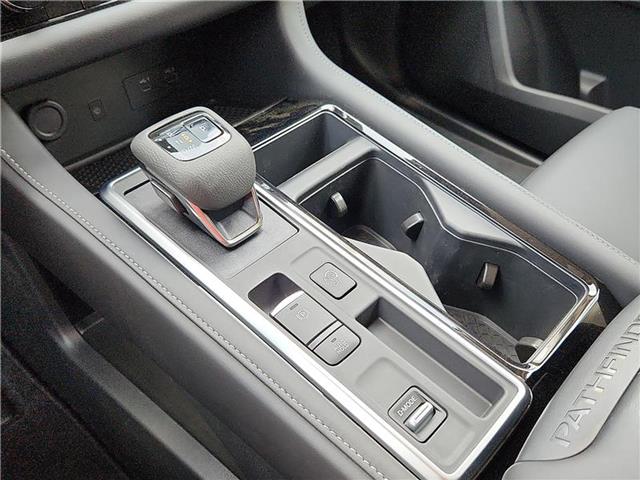 new 2025 Nissan Pathfinder car