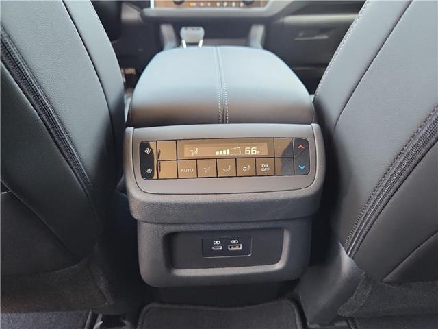 new 2025 Nissan Pathfinder car