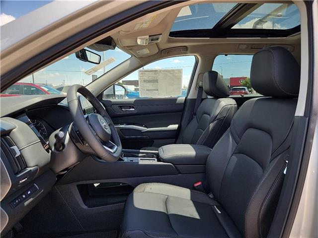 new 2025 Nissan Pathfinder car