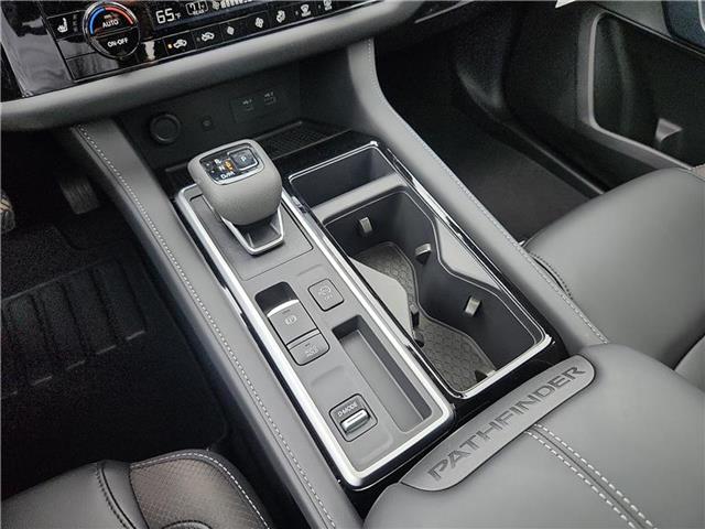 new 2025 Nissan Pathfinder car