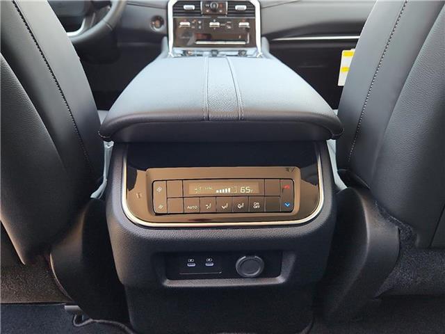 new 2025 Nissan Armada car