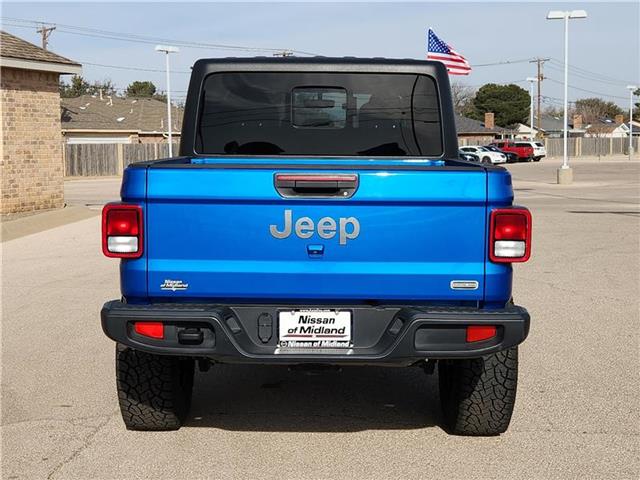 used 2023 Jeep Gladiator car, priced at $35,195