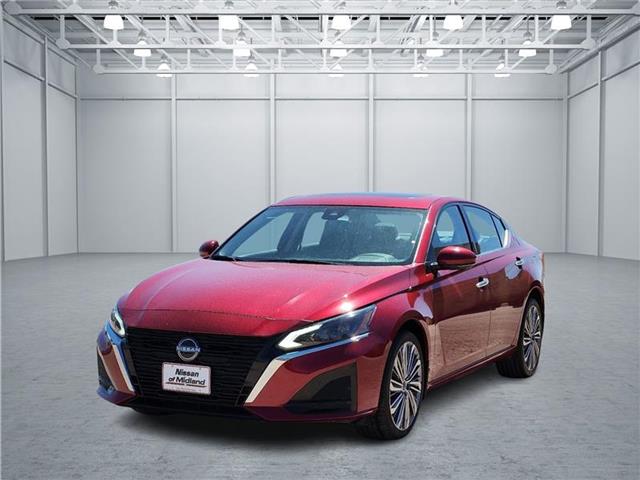 used 2023 Nissan Altima car, priced at $30,700