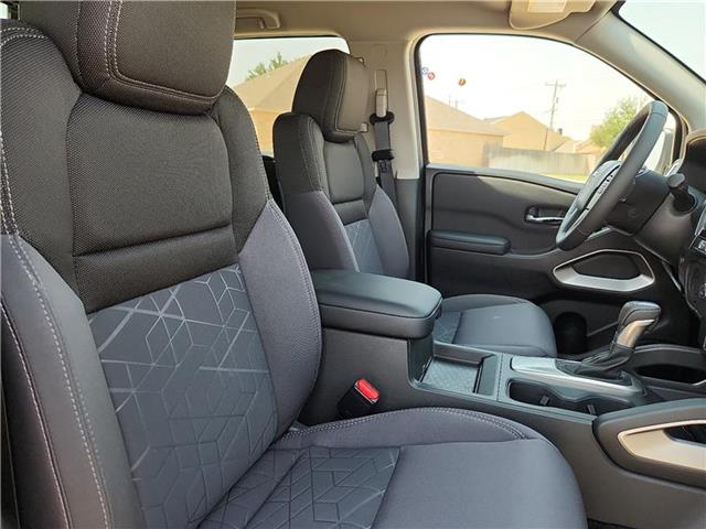 new 2025 Nissan Frontier car, priced at $40,675