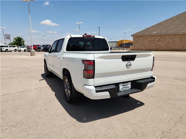new 2025 Nissan Frontier car, priced at $39,925