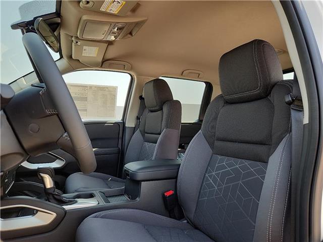 new 2025 Nissan Frontier car, priced at $40,675