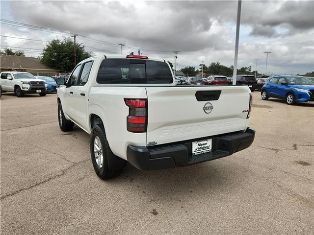 new 2025 Nissan Frontier car, priced at $39,140