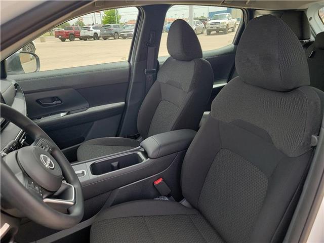 new 2025 Nissan Kicks car, priced at $26,360
