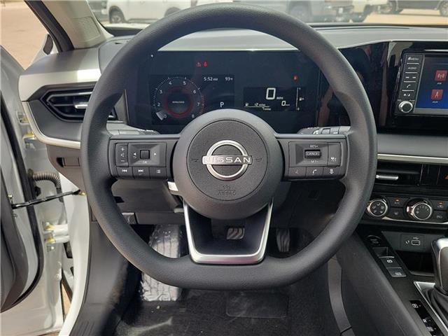 new 2025 Nissan Kicks car, priced at $26,360