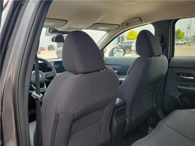 new 2025 Nissan Kicks car, priced at $27,180