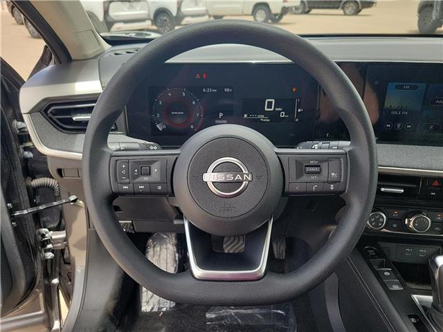 new 2025 Nissan Kicks car, priced at $27,180