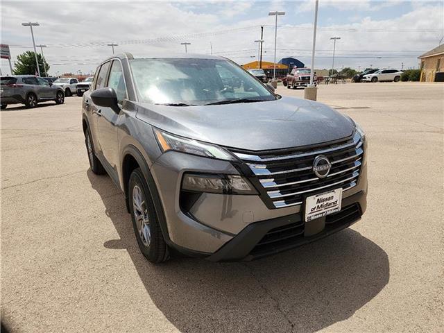 new 2025 Nissan Rogue car, priced at $32,200