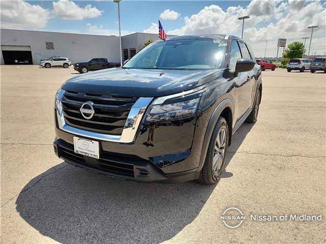 new 2025 Nissan Pathfinder car, priced at $40,360