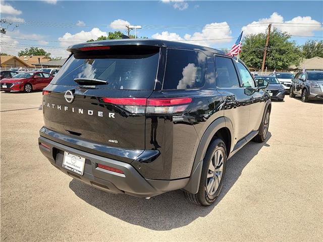 new 2025 Nissan Pathfinder car, priced at $40,360