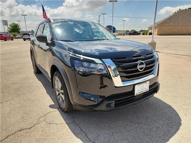 new 2025 Nissan Pathfinder car, priced at $40,360