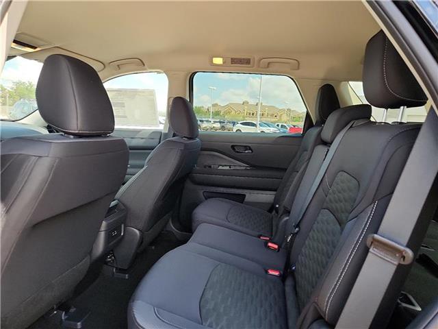new 2025 Nissan Pathfinder car, priced at $40,360