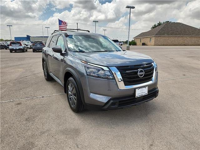 new 2025 Nissan Pathfinder car, priced at $42,145