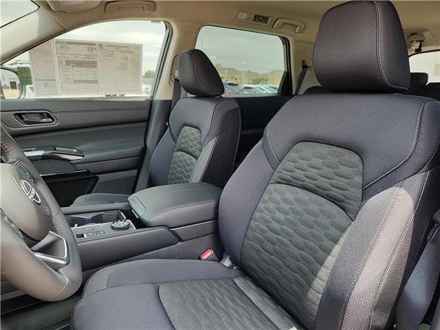 new 2025 Nissan Pathfinder car, priced at $43,865