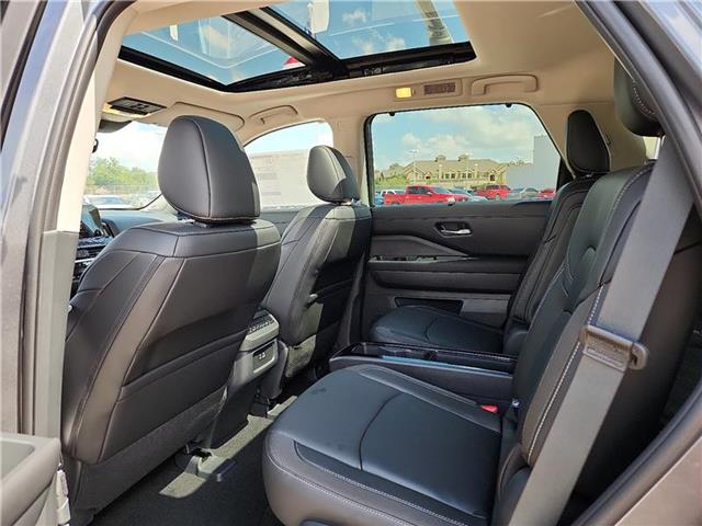 new 2025 Nissan Pathfinder car, priced at $47,555