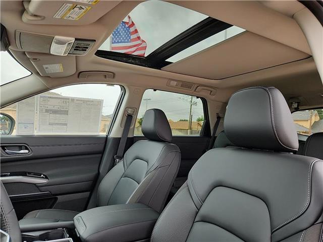 new 2025 Nissan Pathfinder car, priced at $47,555