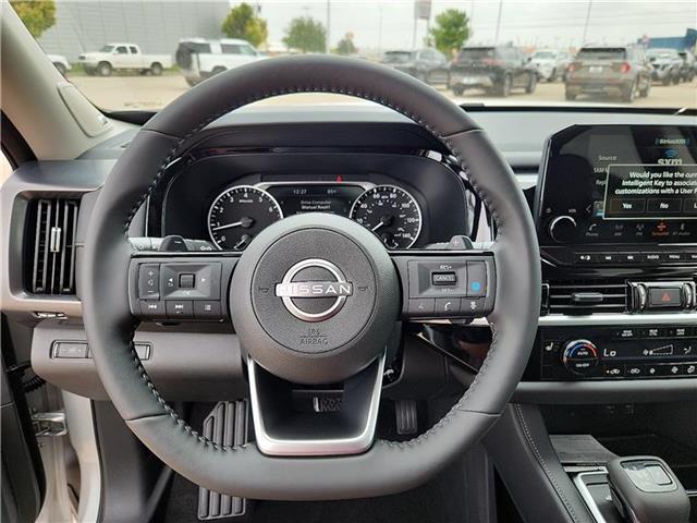 new 2025 Nissan Pathfinder car, priced at $47,555
