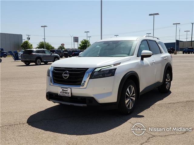 new 2025 Nissan Pathfinder car, priced at $47,735