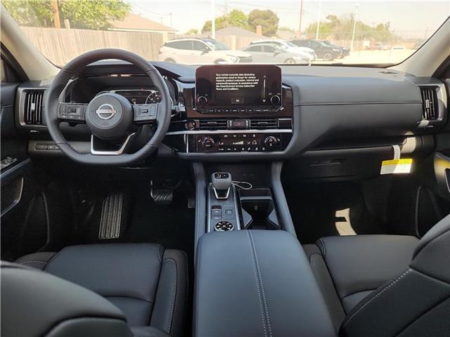 new 2025 Nissan Pathfinder car, priced at $47,735