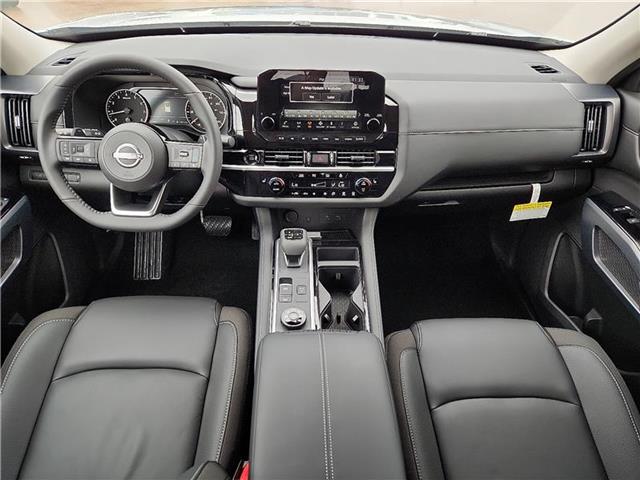 new 2025 Nissan Pathfinder car, priced at $45,785