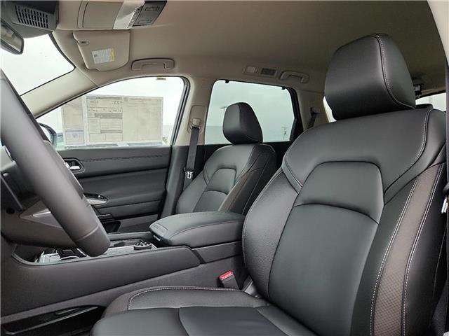 new 2025 Nissan Pathfinder car, priced at $45,785