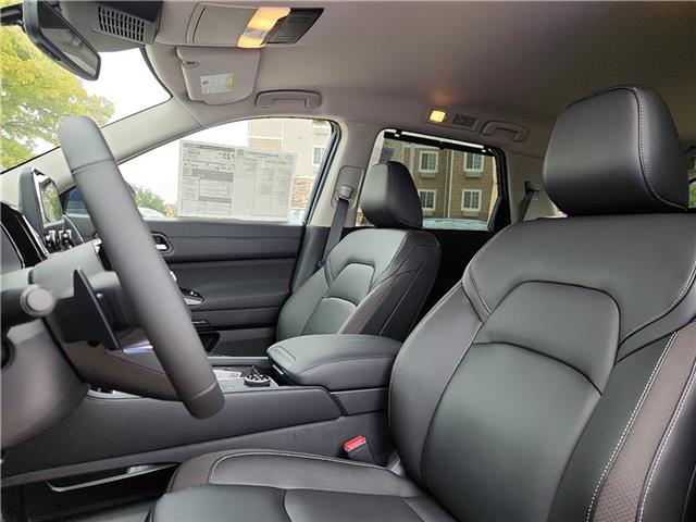 new 2025 Nissan Pathfinder car, priced at $46,935