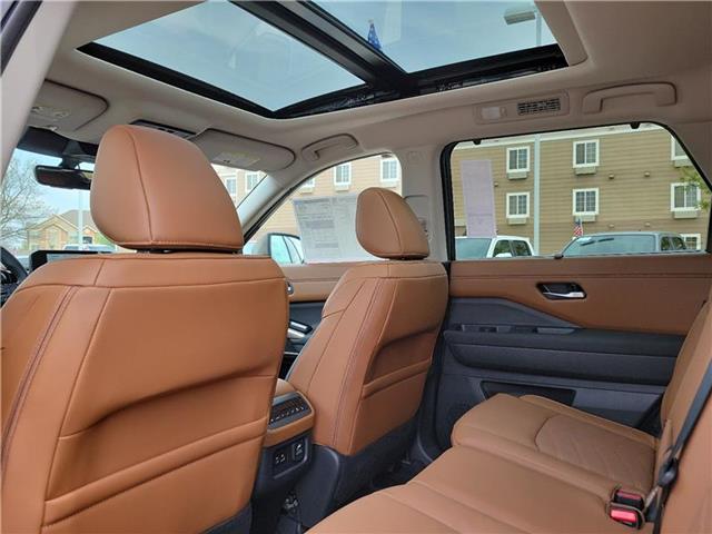 new 2025 Nissan Pathfinder car, priced at $53,490