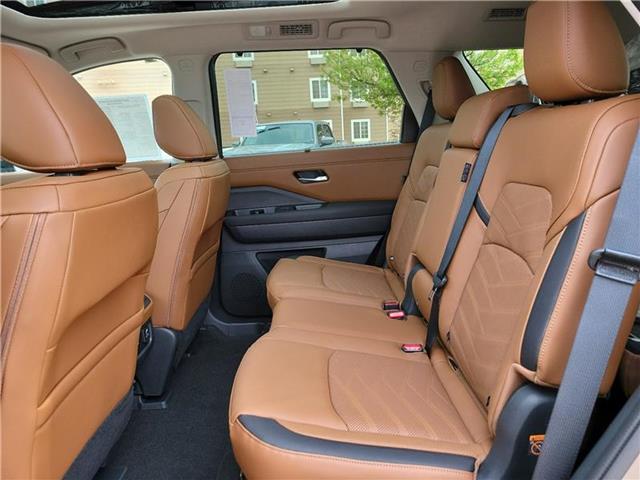 new 2025 Nissan Pathfinder car, priced at $53,490