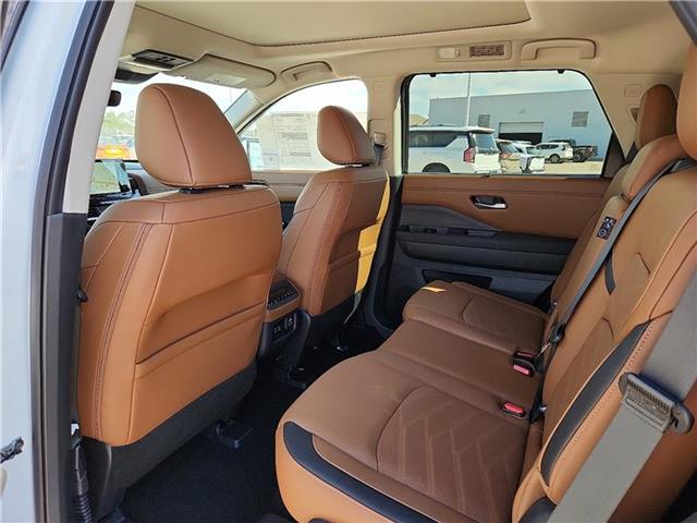 new 2025 Nissan Pathfinder car, priced at $51,935